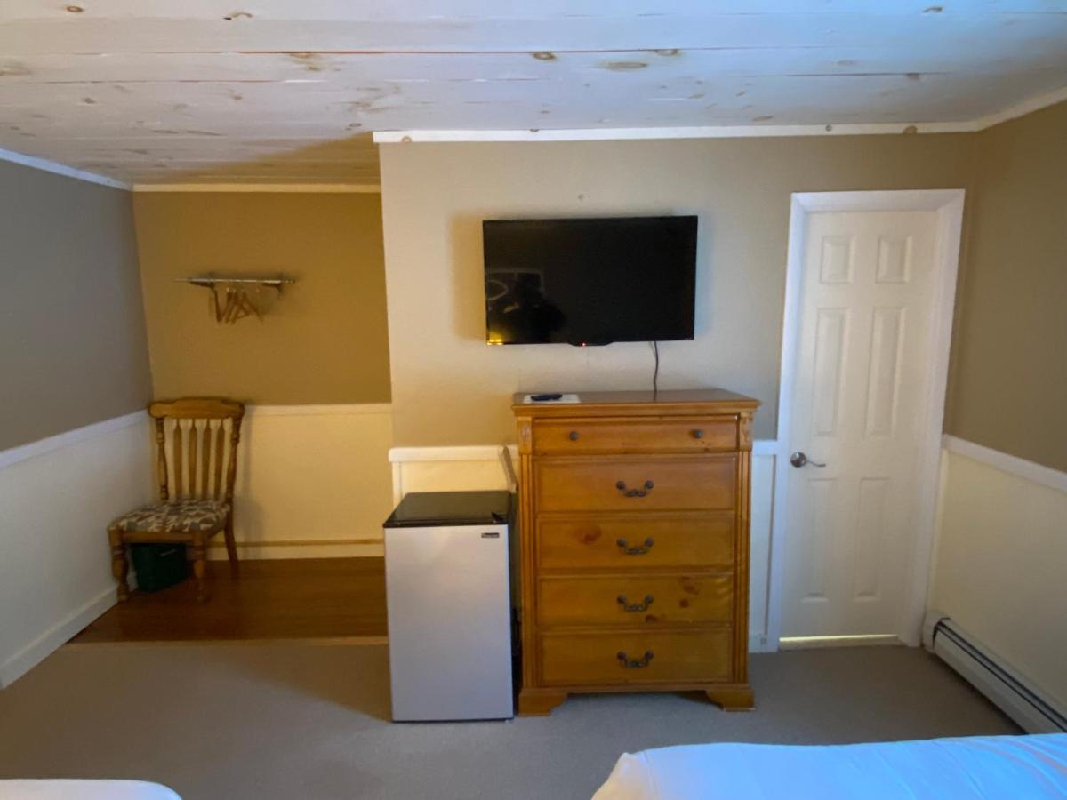 Bromley View Inn Bondville Eksteriør bilde