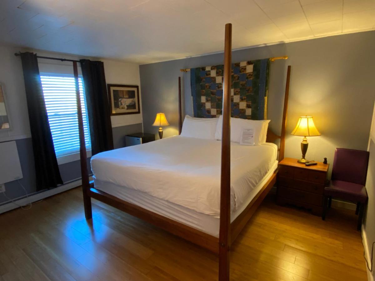 Bromley View Inn Bondville Eksteriør bilde