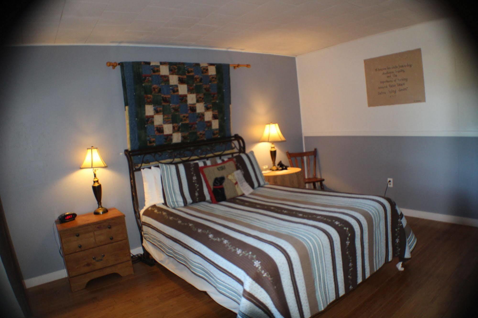 Bromley View Inn Bondville Eksteriør bilde
